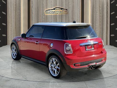 Used 2010 MINI Cooper S w/ Premium Pkg image 5