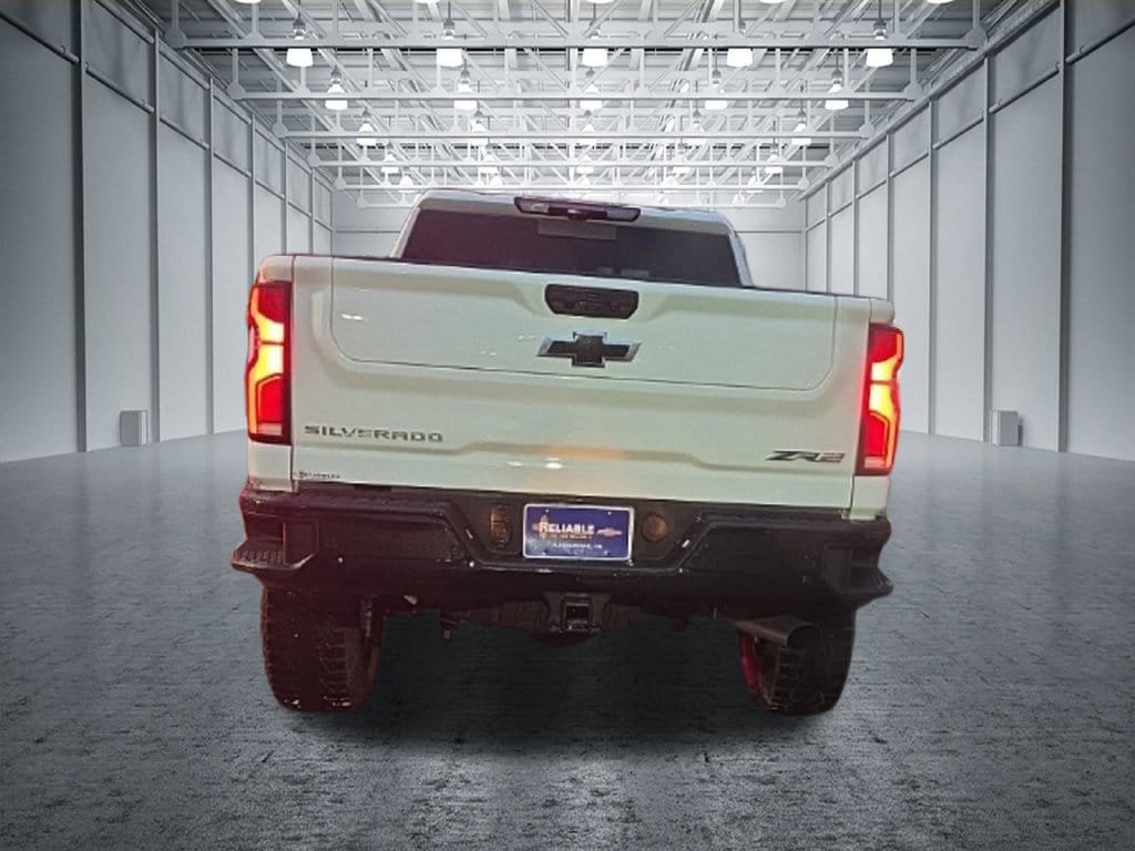 Certified 2026 Chevrolet Silverado 2500 ZR2 AWD/4WD image 7