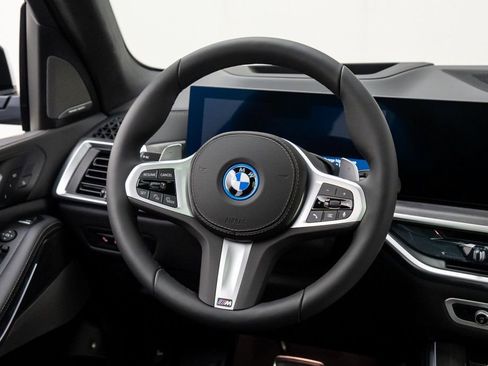New 2026 BMW X5 xDrive50e w/ Executive Package image 12