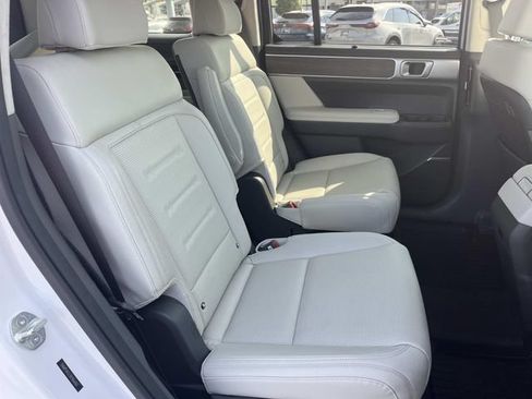 Used 2024 Hyundai Santa Fe Calligraphy FWD image 22