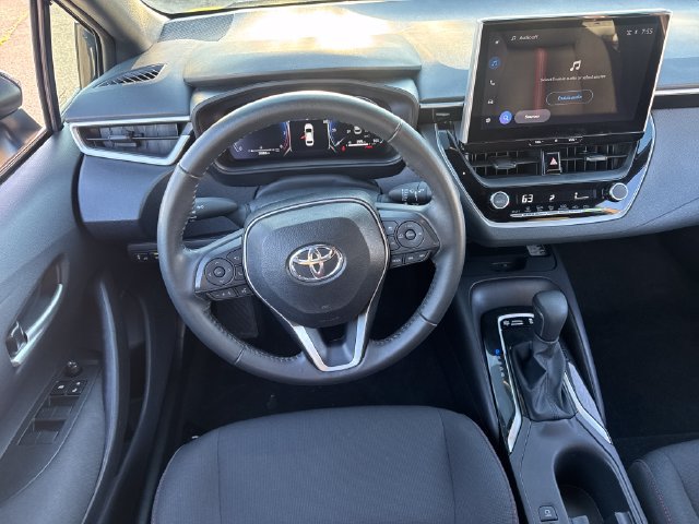 Used 2026 Toyota Corolla SE w/ SE Package FWD image 16