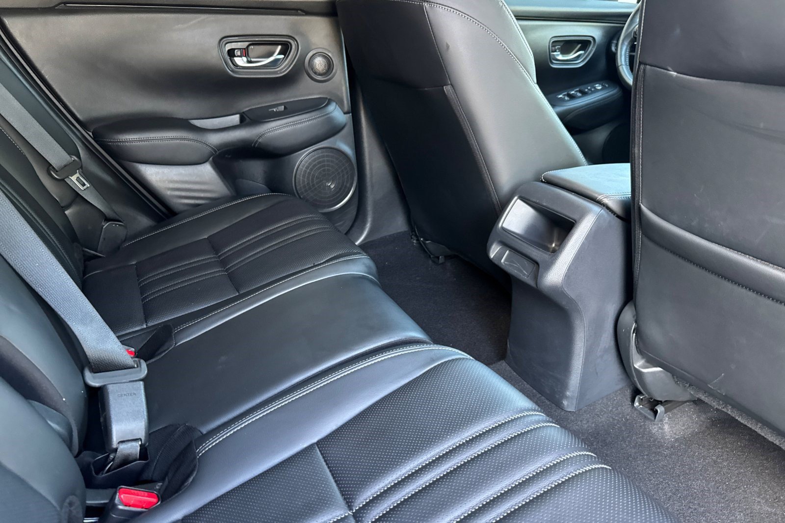 Certified 2024 Honda HR-V EX-L image 32