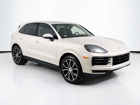 New 2026 Porsche Cayenne image 7