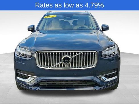 Certified 2024 Volvo XC90 B6 Plus image 2