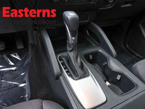 Used 2022 Nissan Frontier S RWD image 12