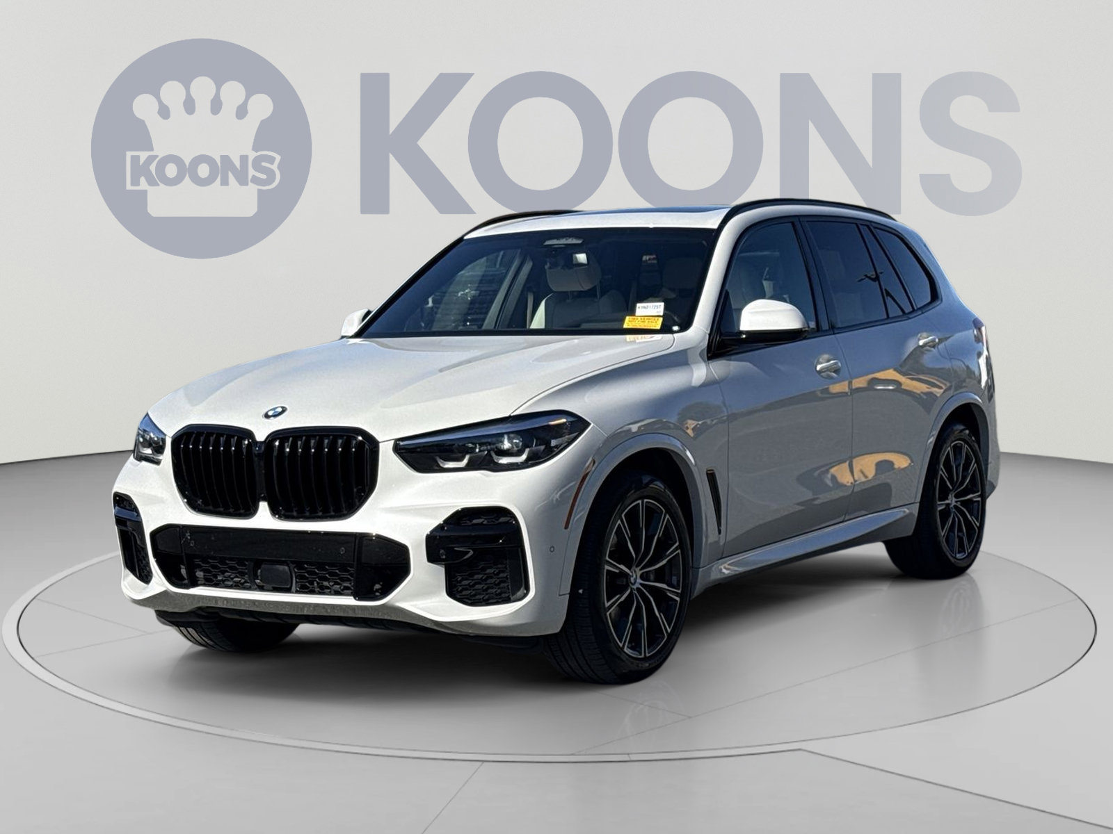Used 2022 BMW X5 xDrive40i w/ M Sport Package AWD/4WD image 5