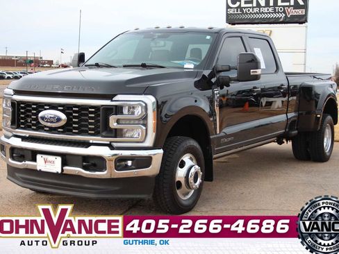 Used 2024 Ford F350 Lariat w/ Lariat Ultimate Package image 3