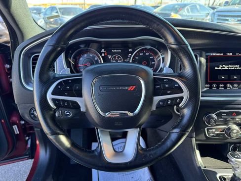 Used 2018 Dodge Charger GT image 12