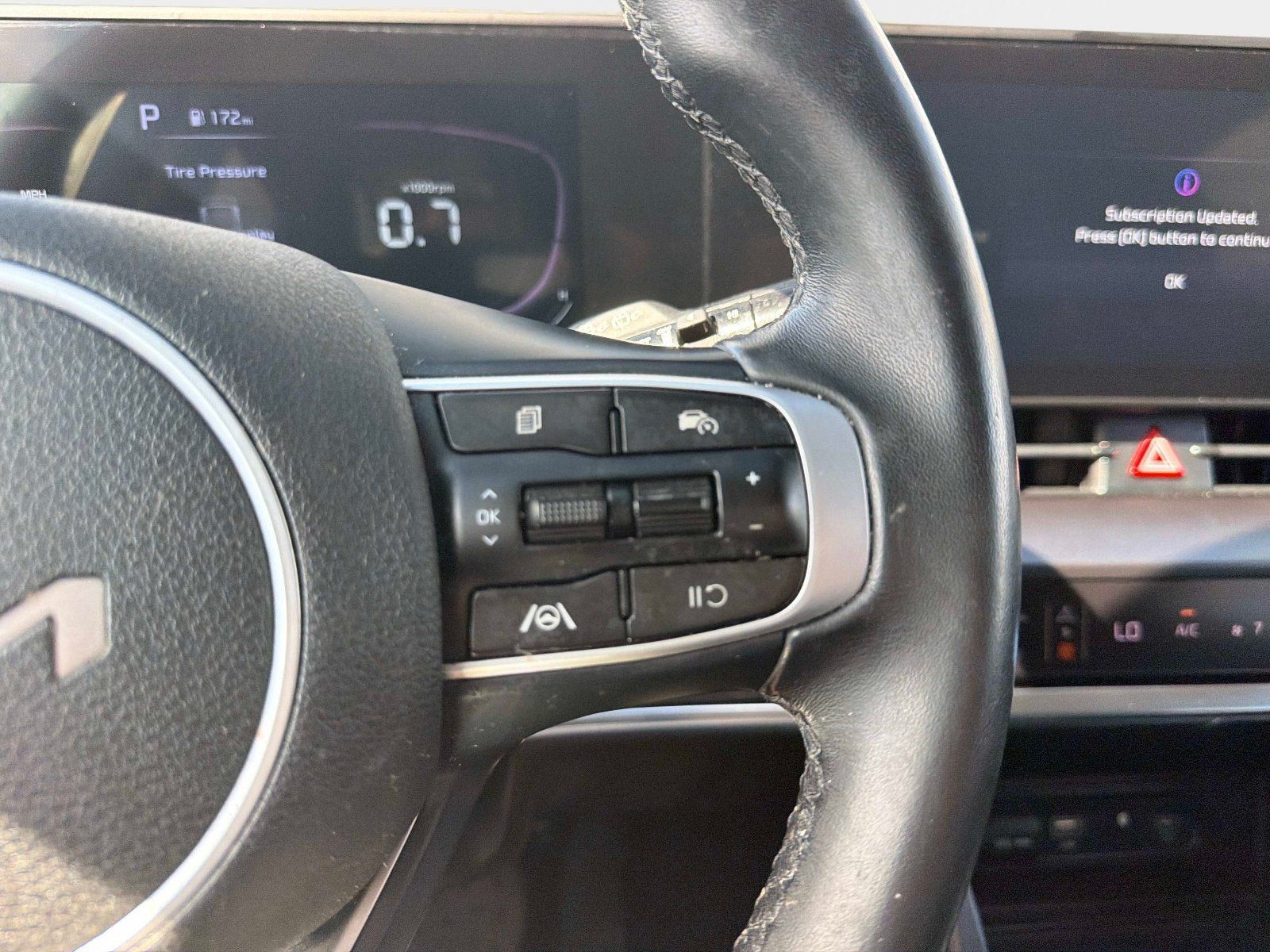 Used 2023 Kia Sportage EX FWD image 28