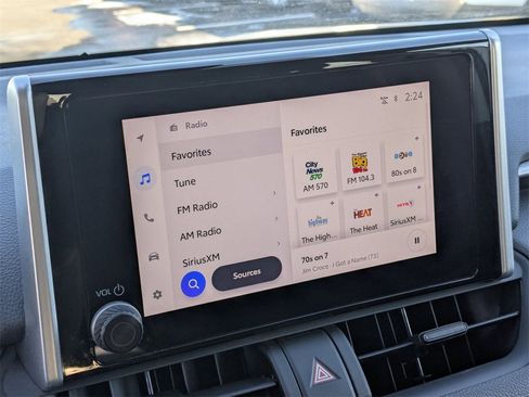 Used 2024 Toyota RAV4 LE image 21