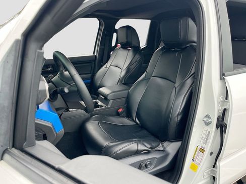 Used 2024 Toyota Tacoma TRD Sport w/ TRD Sport Upgrade Package RWD image 21