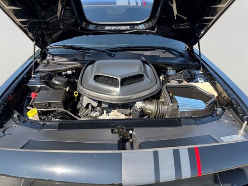 Used 2023 Dodge Challenger R/T Scat Pack RWD image 9