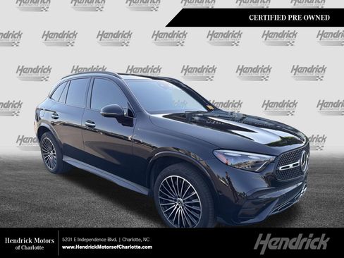 Used 2024 Mercedes-Benz GLC 300 4MATIC image 1