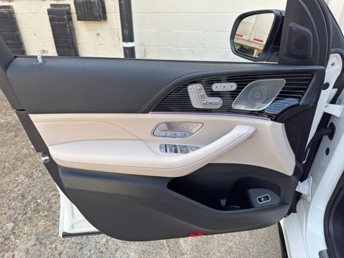 Used 2024 Mercedes-Benz GLE 63 AMG S image 49