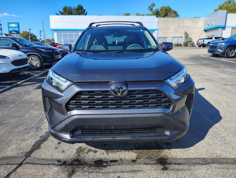 Used 2023 Toyota RAV4 XLE w/ Convenience Package AWD/4WD image 2