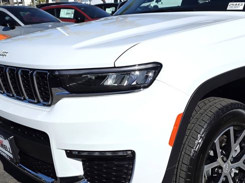 New 2025 Jeep Grand Cherokee L Limited image 8