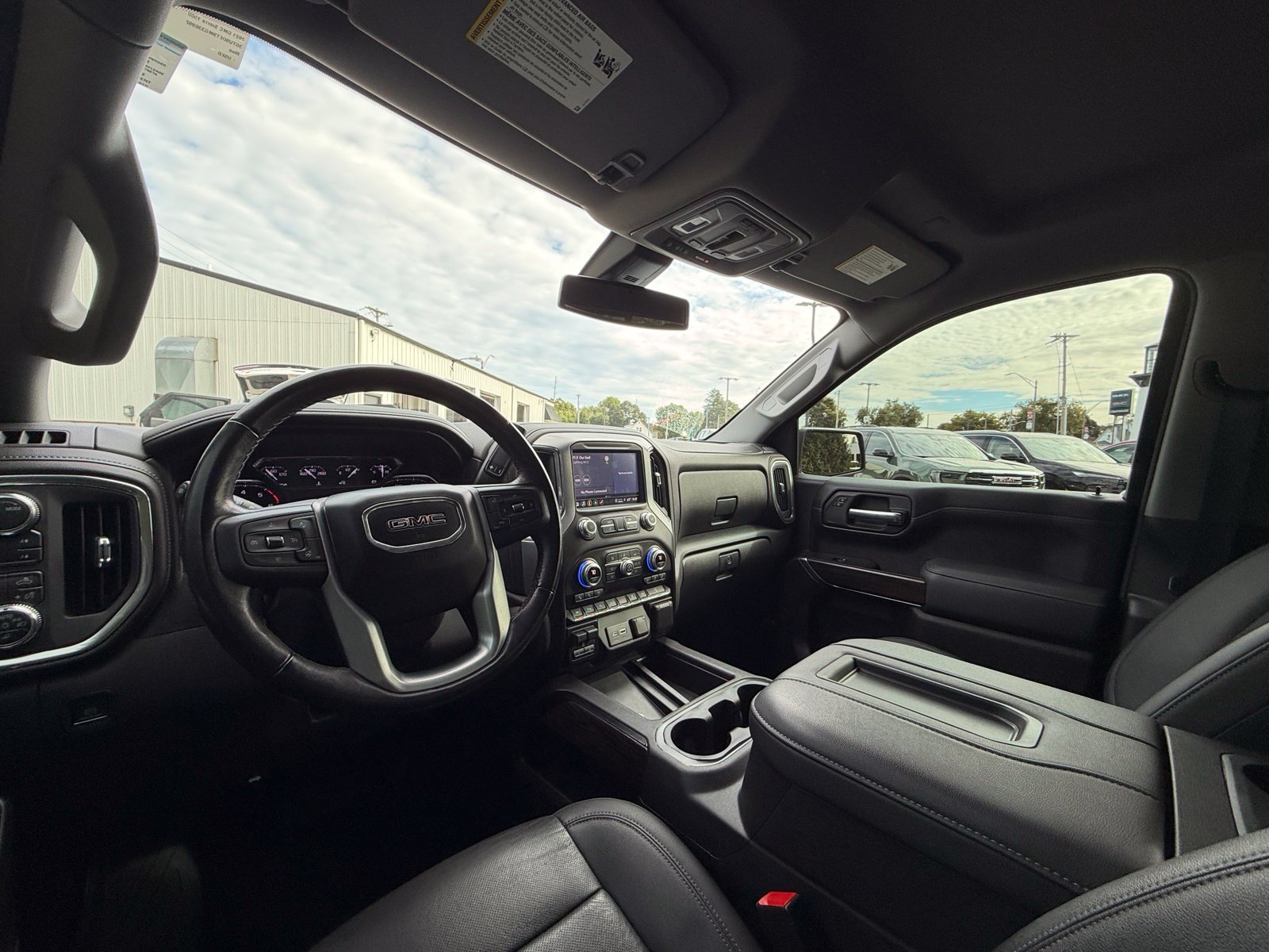 Used 2021 GMC Sierra 1500 SLT w/ SLT Premium Plus Package AWD/4WD image 17