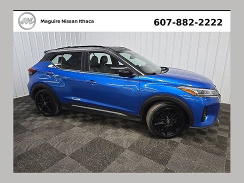 Used 2021 Nissan Kicks SR FWD image 1