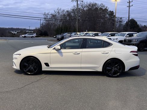Used 2023 Genesis G70 2.0T w/ Sport Prestige Package image 3