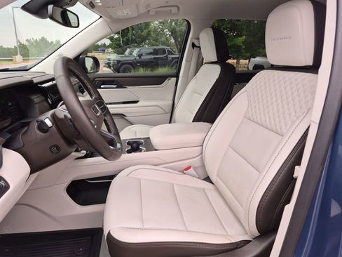 Certified 2024 GMC Acadia Denali w/ LPO, Floor Liner Package FWD image 19