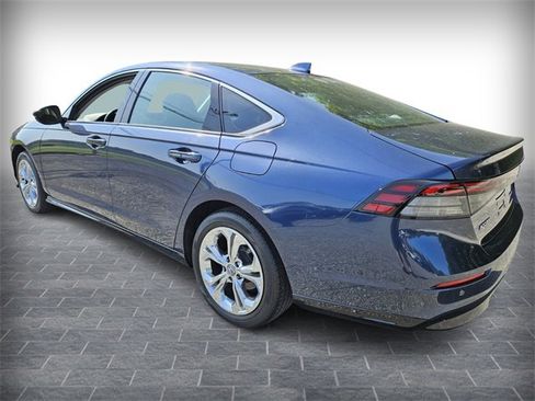 Used 2023 Honda Accord EX-L image 5
