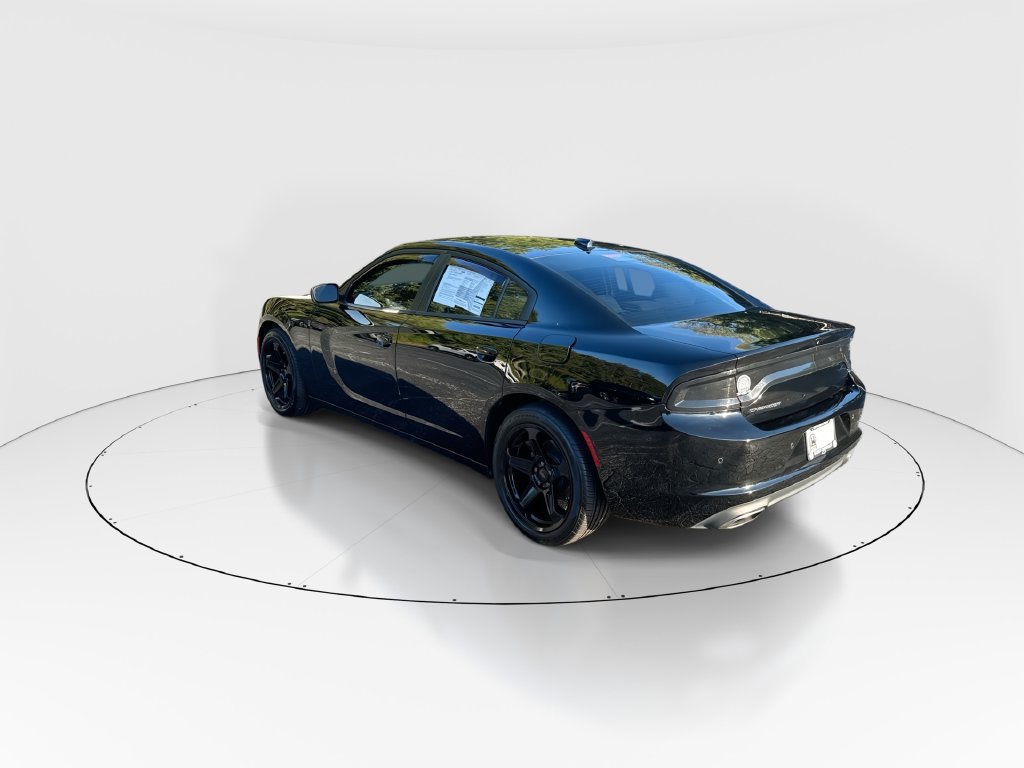 Used 2023 Dodge Charger SXT RWD image 6