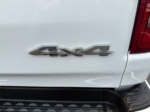 Used 2022 RAM 1500 Laramie w/ Sport Appearance Package AWD/4WD image 34