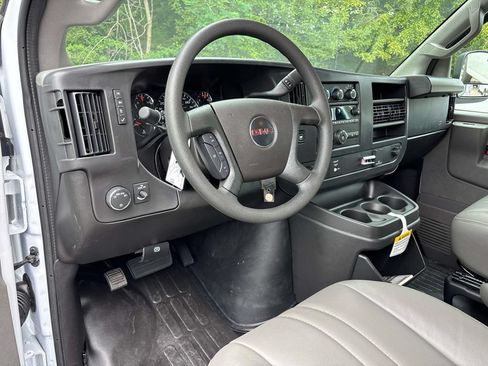 New 2026 GMC Savana 2500 w/ Driver Convenience Package RWD image 9
