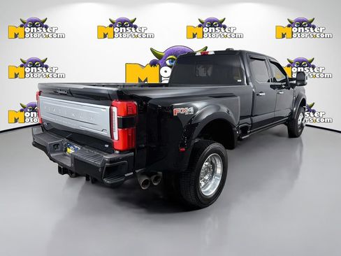 Used 2023 Ford F450 Platinum w/ FX4 Off-Road Package AWD/4WD image 5