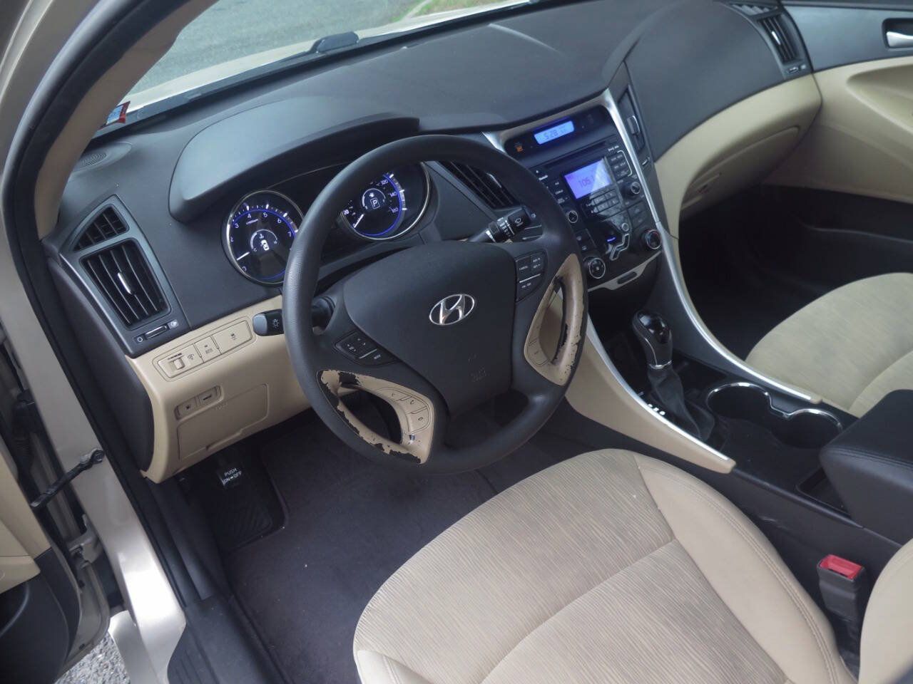 Used 2011 Hyundai Sonata GLS FWD image 7