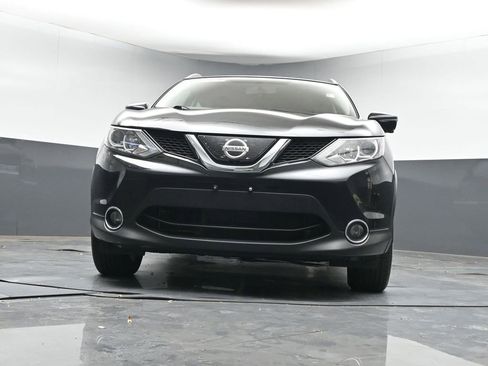 Used 2018 Nissan Rogue Sport SV w/ SV Technology Package image 30