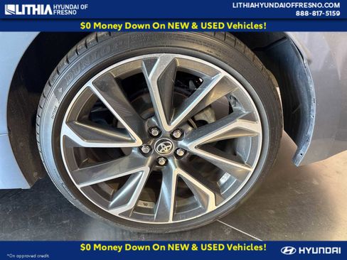 Used 2020 Toyota Corolla SE w/ Carpet Mat Package (TMS) FWD image 1