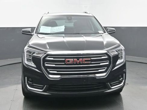 Used 2024 GMC Terrain SLT FWD image 8