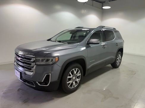 Used 2021 GMC Acadia SLT w/ Trailering Package AWD/4WD image 3