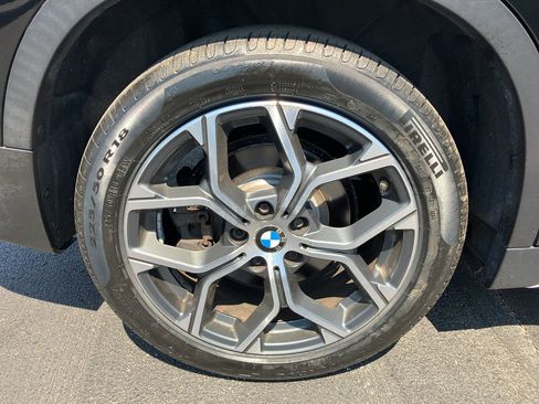Used 2020 BMW X1 xDrive28i w/ Convenience Package AWD/4WD image 9