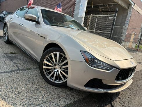 Used 2015 Maserati Ghibli S Q4 AWD/4WD image 3