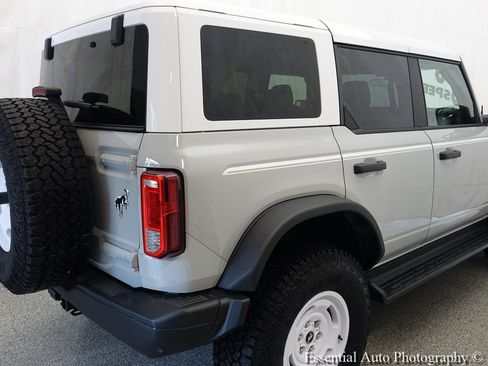 Used 2026 Ford Bronco Heritage Edition AWD/4WD image 7
