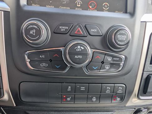 Used 2017 RAM 1500 Big Horn AWD/4WD image 33