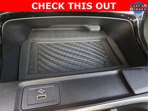 Used 2025 Mercedes-Benz CLA 250 4MATIC image 19