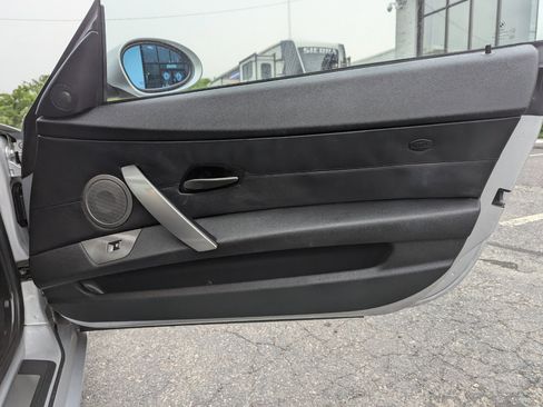 Used 2004 BMW Z4 3.0i image 27