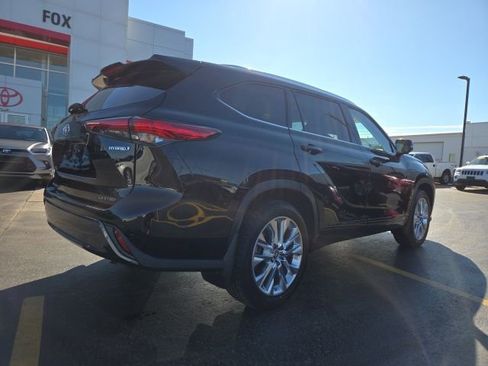 Used 2023 Toyota Highlander Limited image 7