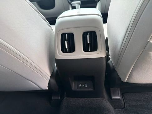 Used 2026 Hyundai Tucson SEL FWD image 21