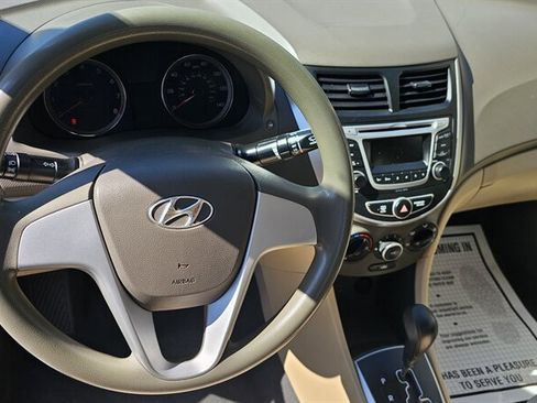 Used 2014 Hyundai Accent GLS FWD image 11