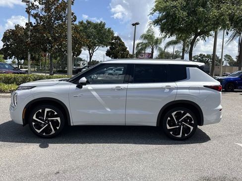 Used 2023 Mitsubishi Outlander SEL AWD/4WD image 6
