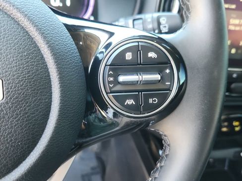 Used 2025 Kia Soul EX FWD image 22