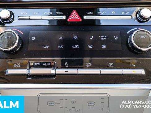 Used 2024 Hyundai Santa Fe SEL image 40