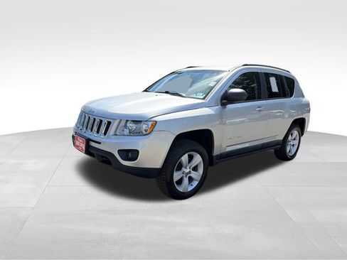 Used 2011 Jeep Compass 4WD w/ All Weather Capability Group image 7