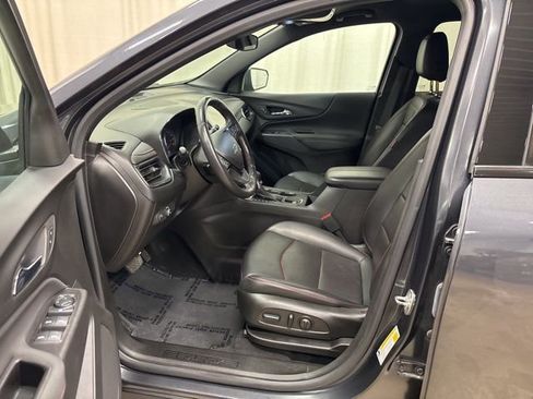 Used 2022 Chevrolet Equinox RS w/ RS Leather Package FWD image 16