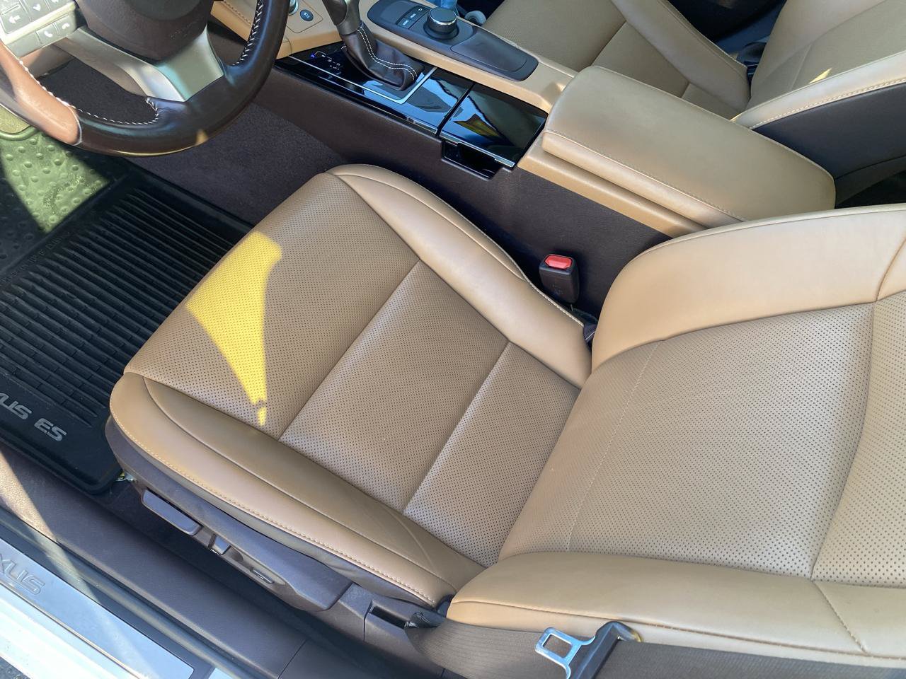 Used 2016 Lexus ES 350 w/ Accessory Package FWD image 11