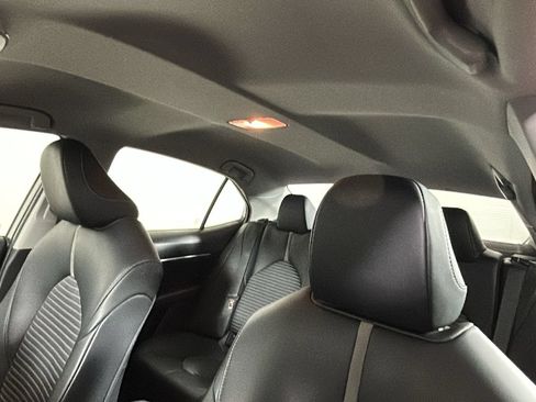 Used 2024 Toyota Camry SE FWD image 13